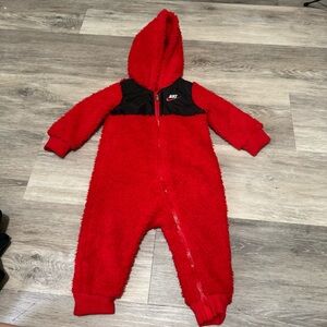 Nike  Coverall Hoodie Sportswear Sleepwear Bodysuit (Univesity Red, 9 Months)